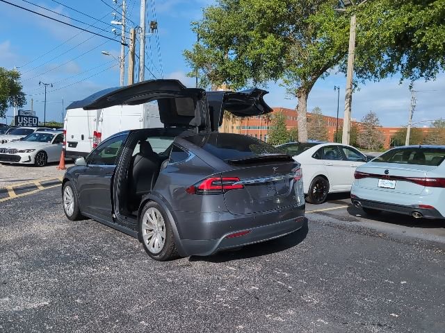 Used 2020 Tesla Model X Long Range AWD/4WD image 7