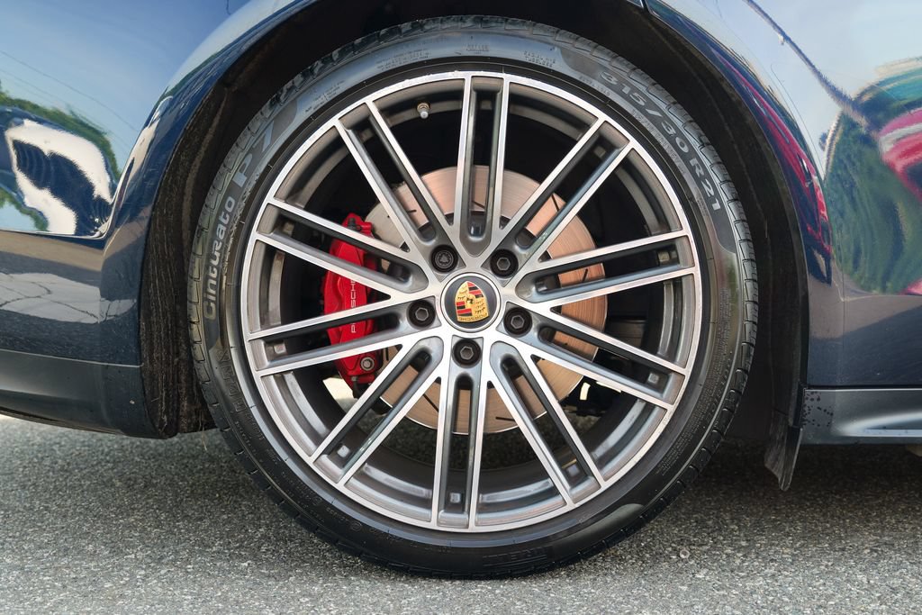 Used 2023 Porsche Panamera GTS AWD/4WD image 13