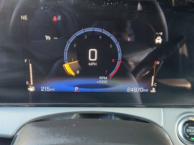 Used 2025 Chevrolet Trax LT w/ LT Convenience Package image 37