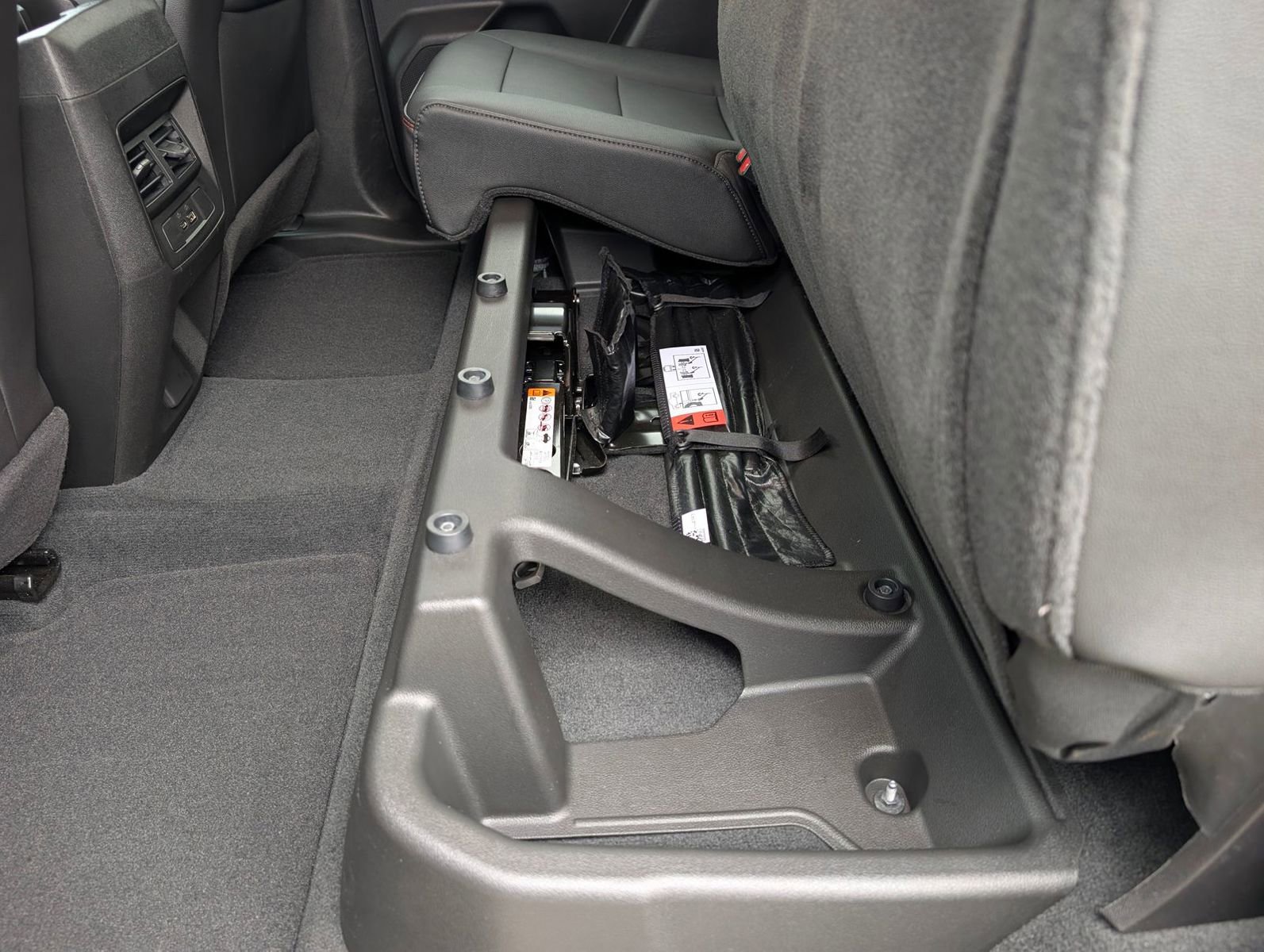 Certified 2023 Chevrolet Colorado Z71 w/ Z71 Convenience Package 2 image 30