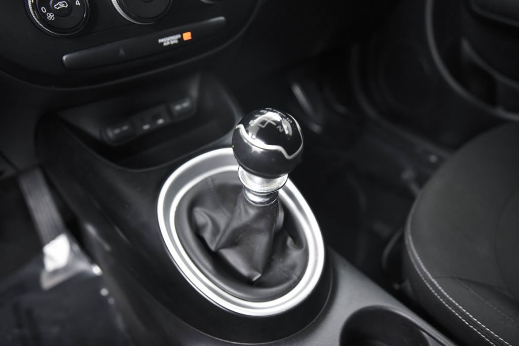 Used 2014 Kia Soul Base image 19