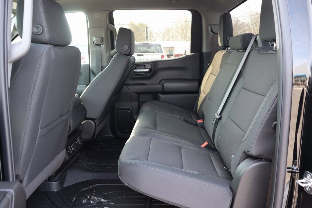 New 2026 Chevrolet Silverado 1500 Custom w/ Turbomax Blackout Package image 17