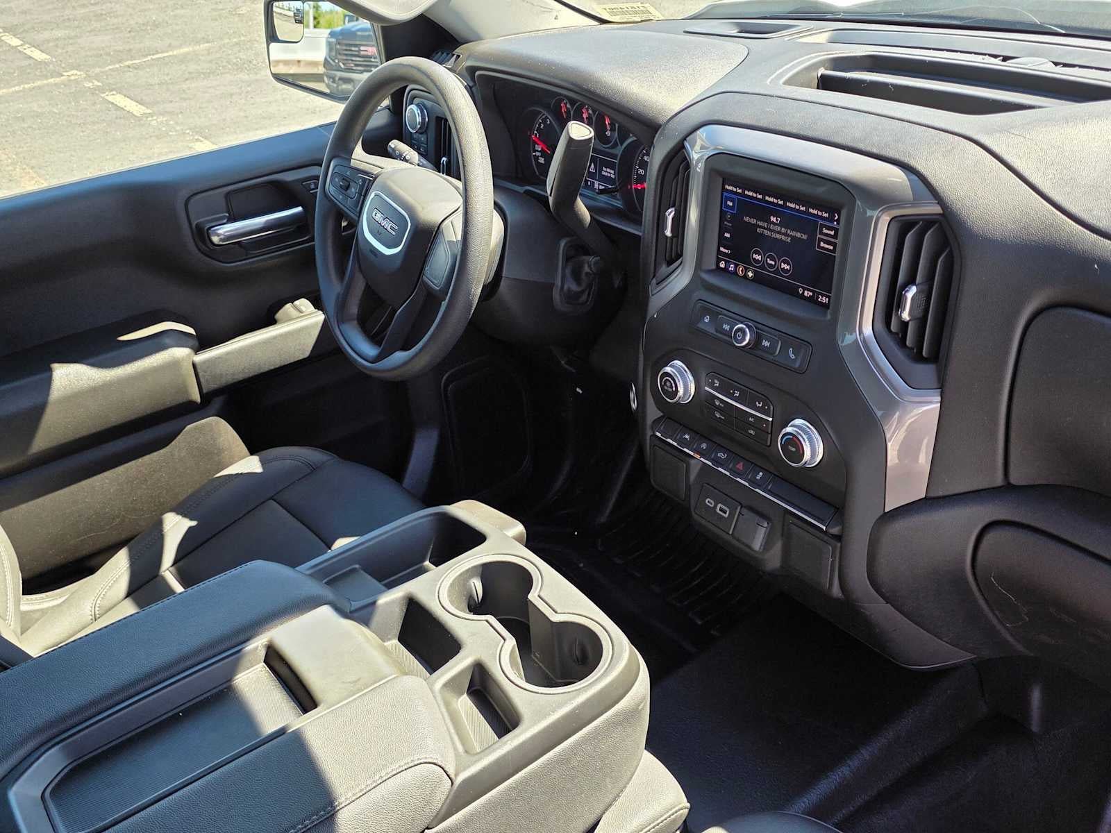 Certified 2025 GMC Sierra 1500 Pro w/ Pro Value Package AWD/4WD image 10