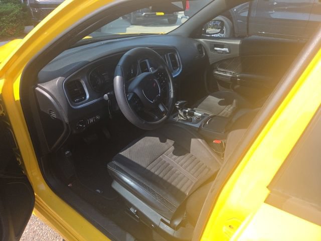 Used 2018 Dodge Charger R/T RWD image 5