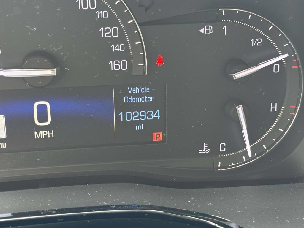 Used 2018 Cadillac XT5 Luxury w/ Driver Awareness Package FWD image 23