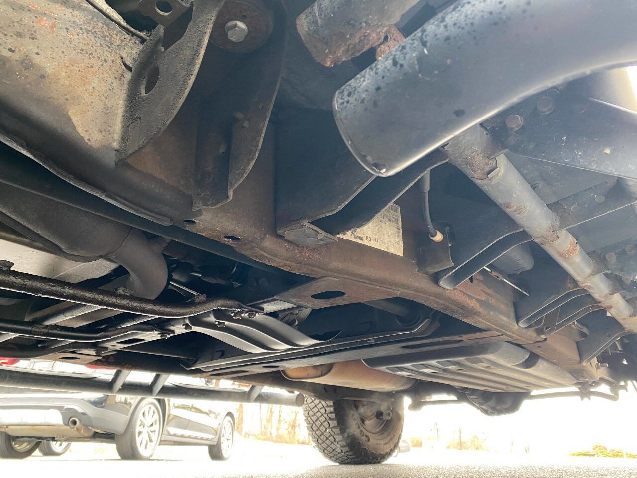 Used 2003 HUMMER H2 w/ Preferred Equipment Group image 45