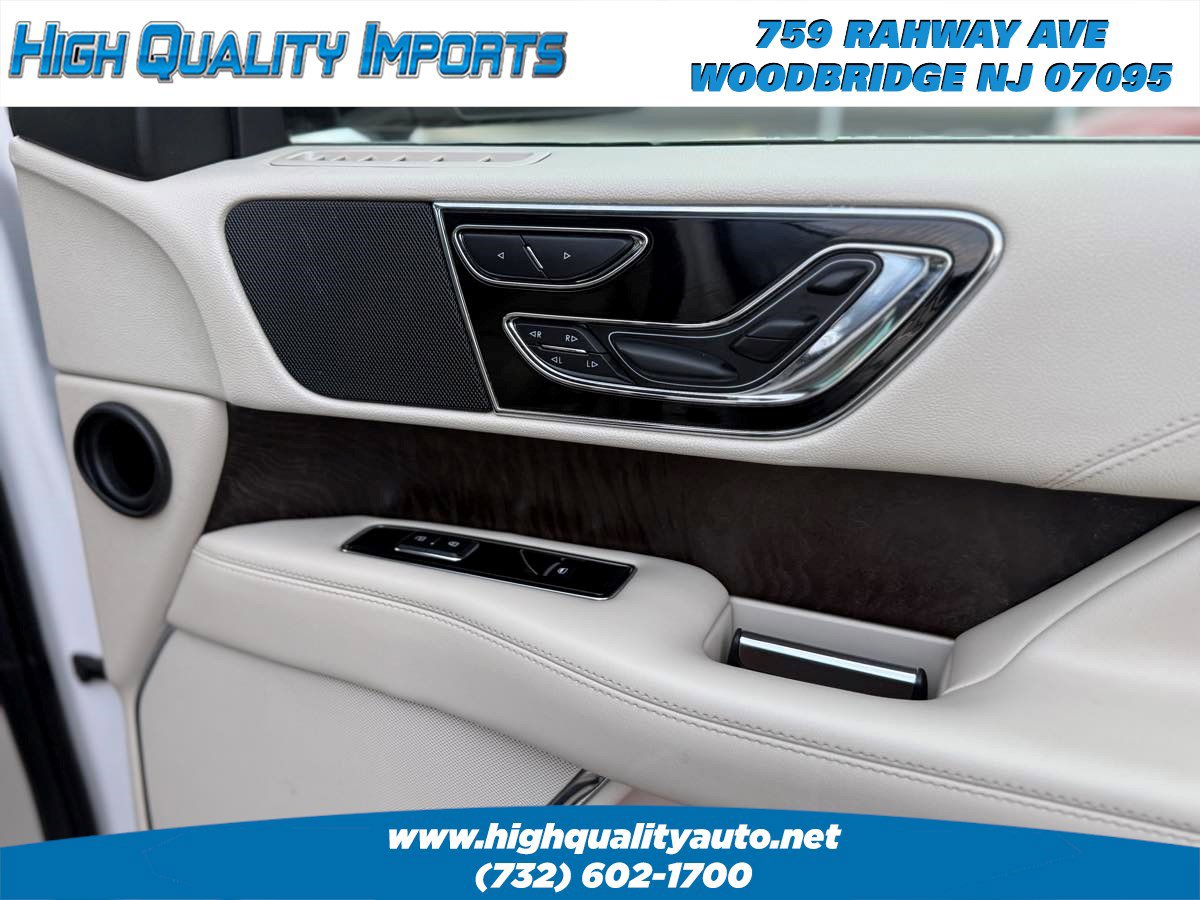 Used 2018 Lincoln Navigator Select w/ Technology Package AWD/4WD image 54