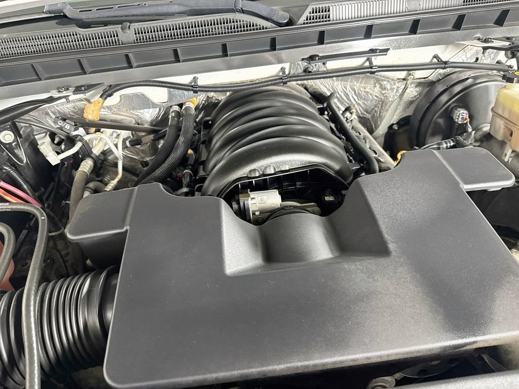 Used 2017 Chevrolet Silverado 1500 LT w/ All Star Edition AWD/4WD image 35