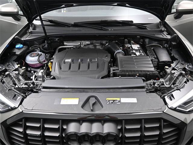 New 2025 Audi Q3 2.0T Premium image 15