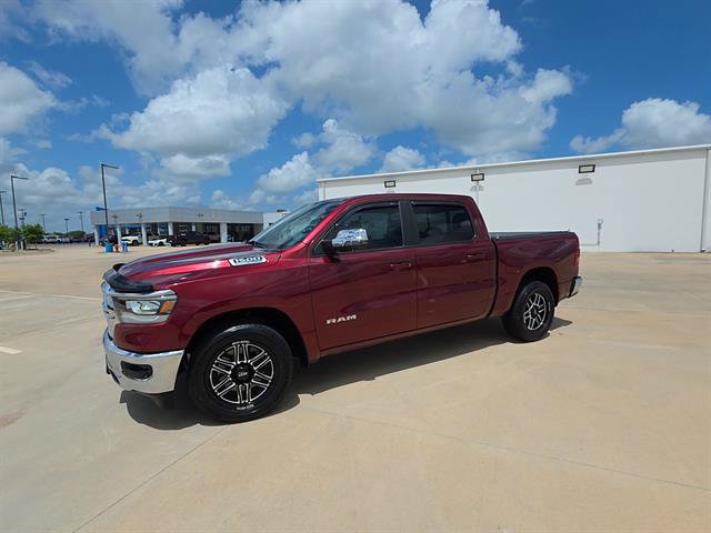 Used 2023 RAM 1500 Laramie AWD/4WD image 2