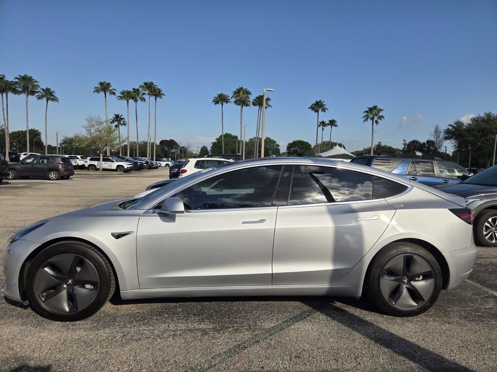 Used 2018 Tesla Model 3 Long Range image 4