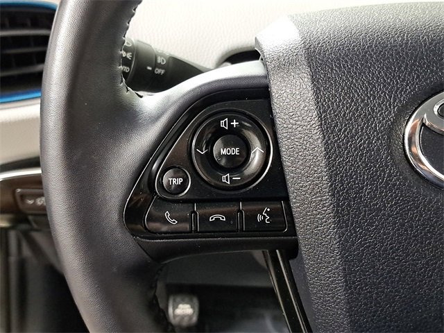 Used 2022 Toyota Prius XLE image 24