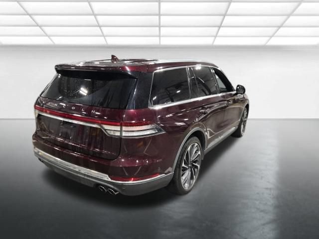 Used 2020 Lincoln Aviator Reserve w/ Equipment Group 202A AWD/4WD image 4