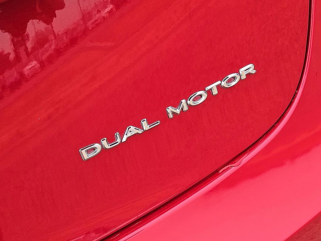 Used 2018 Tesla Model 3 Long Range image 13