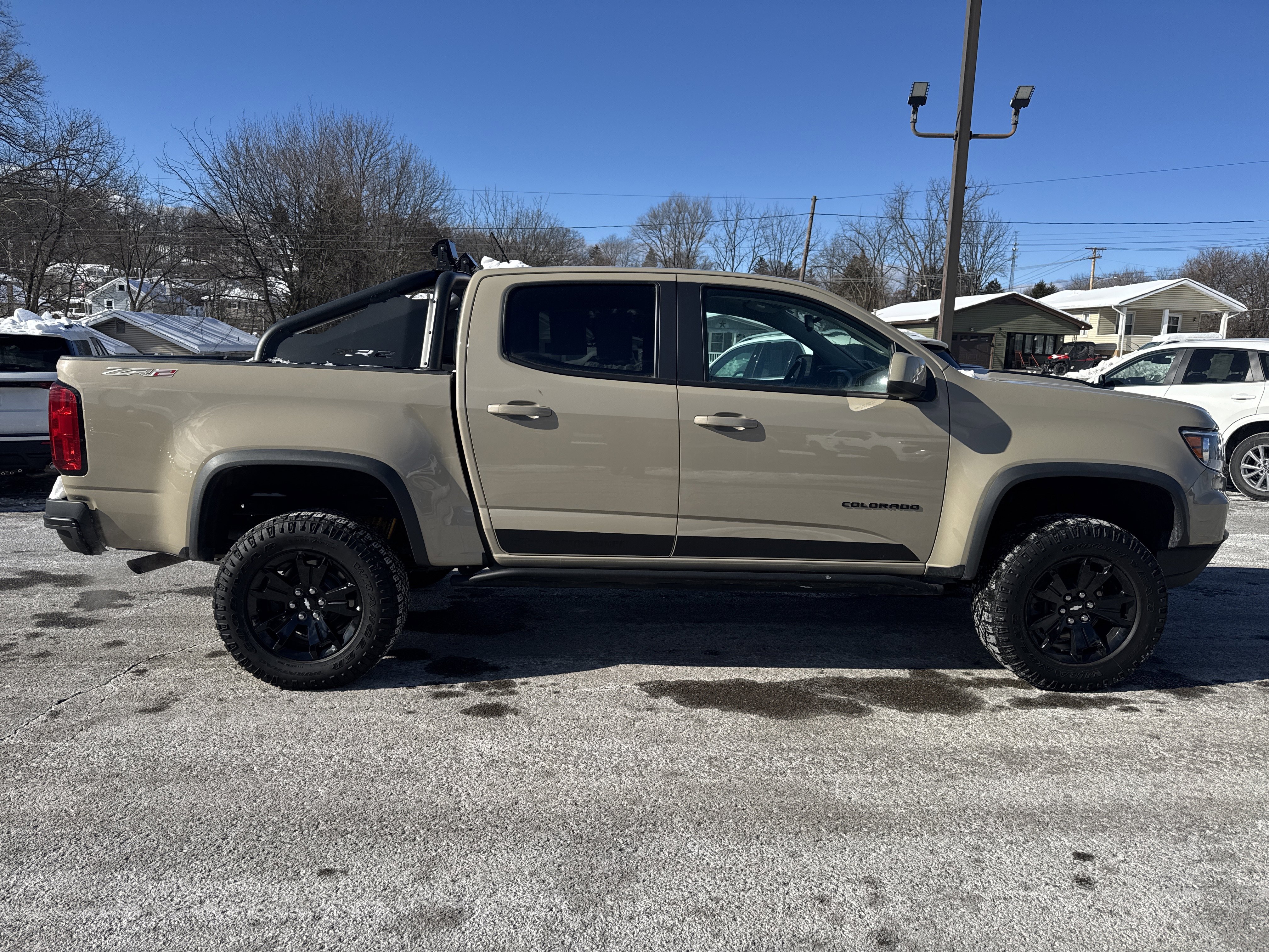 Used 2021 Chevrolet Colorado ZR2 w/ ZR2 Dusk Special Edition image 2