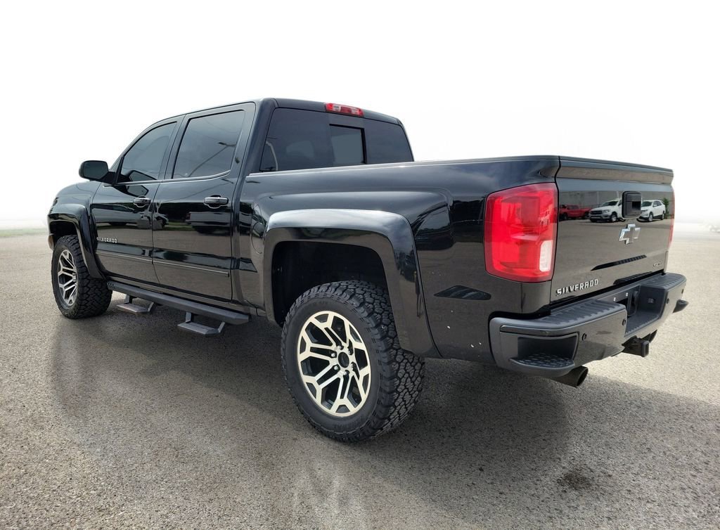 Used 2017 Chevrolet Silverado 1500 LTZ Z71 w/ LTZ Plus Package AWD/4WD image 3
