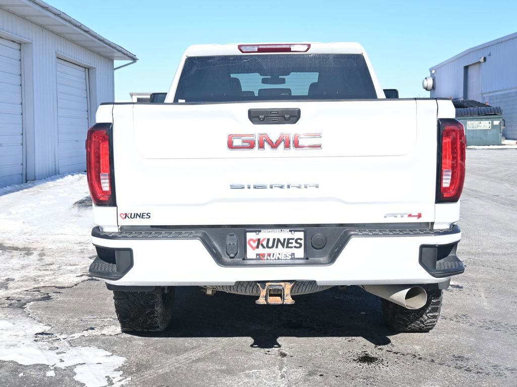 Used 2023 GMC Sierra 2500 AT4 image 10