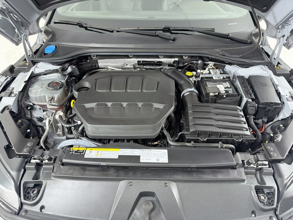 Used 2023 Volkswagen Arteon SE FWD image 29