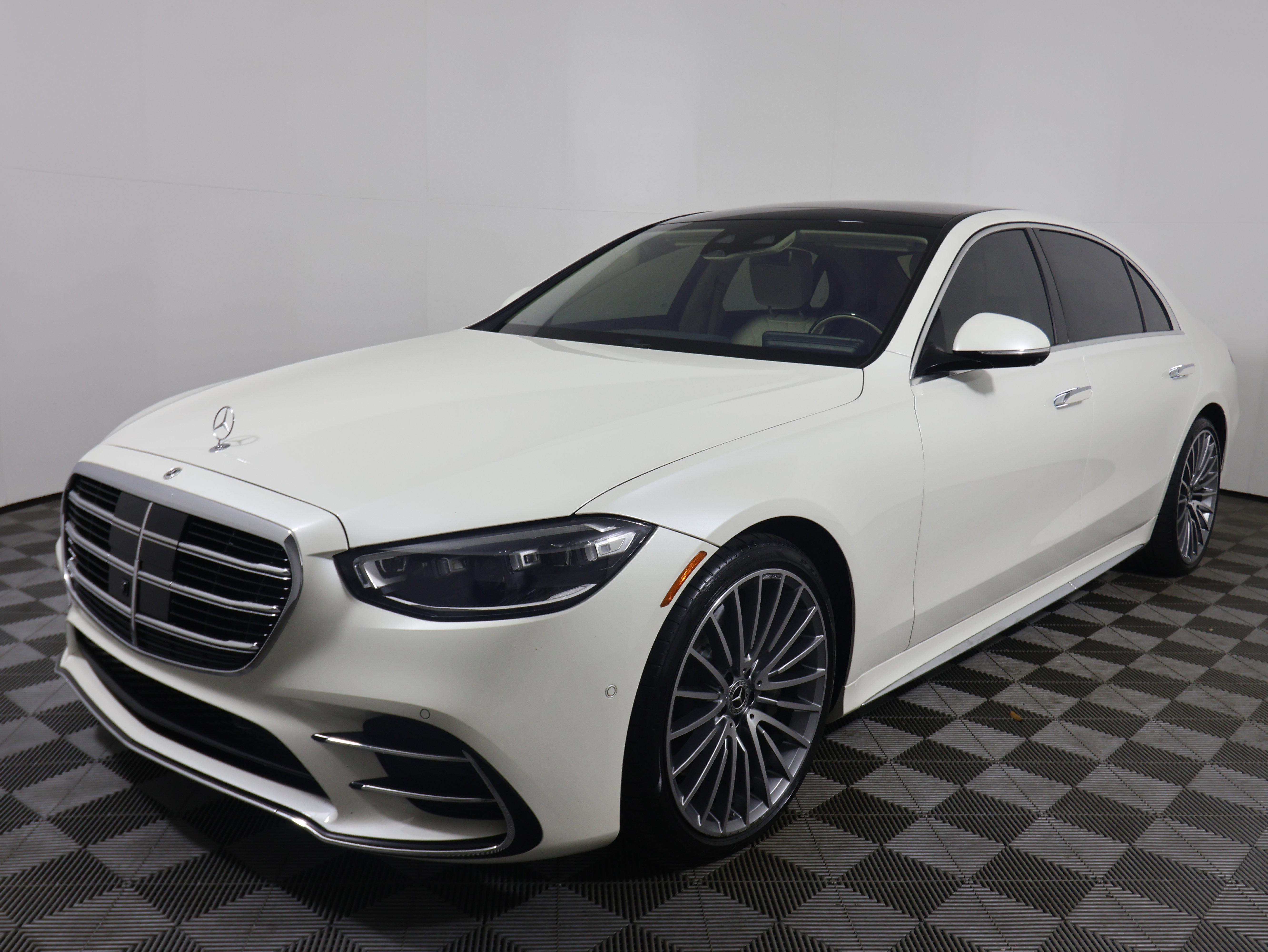 Certified 2022 Mercedes-Benz S 580 4MATIC Sedan image 9