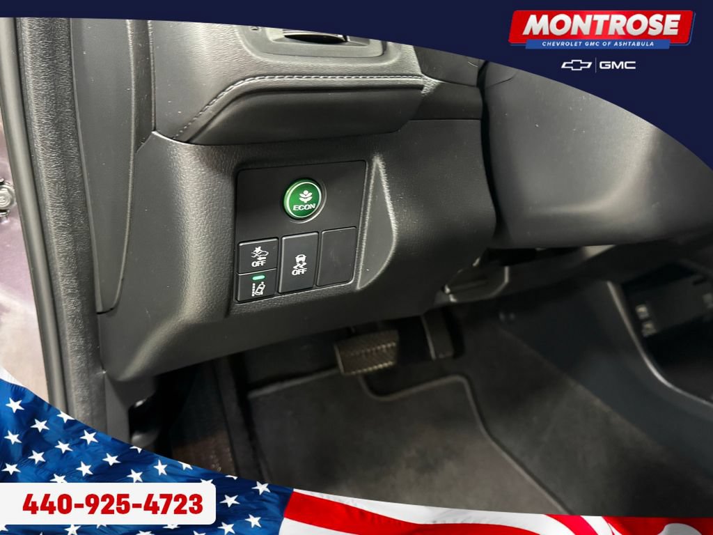 Used 2020 Honda HR-V Touring image 16