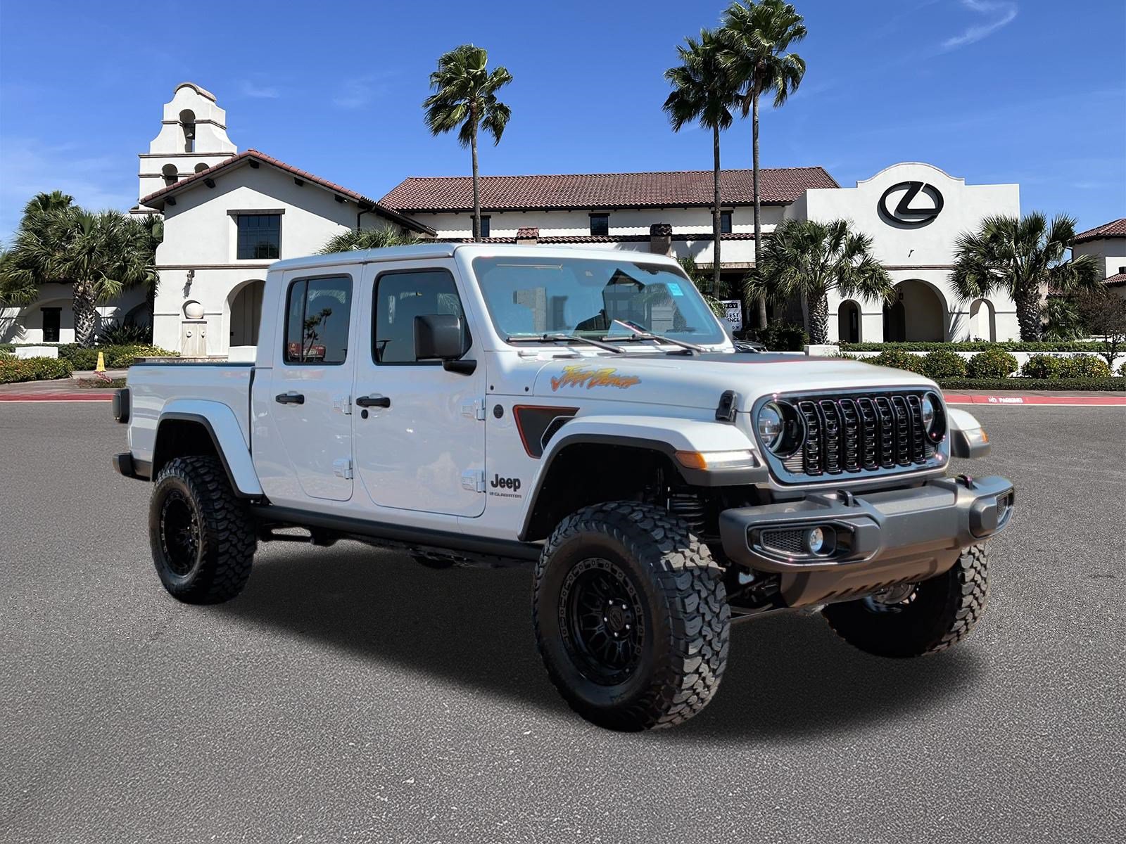 Used 2024 Jeep Gladiator Sport AWD/4WD image 1
