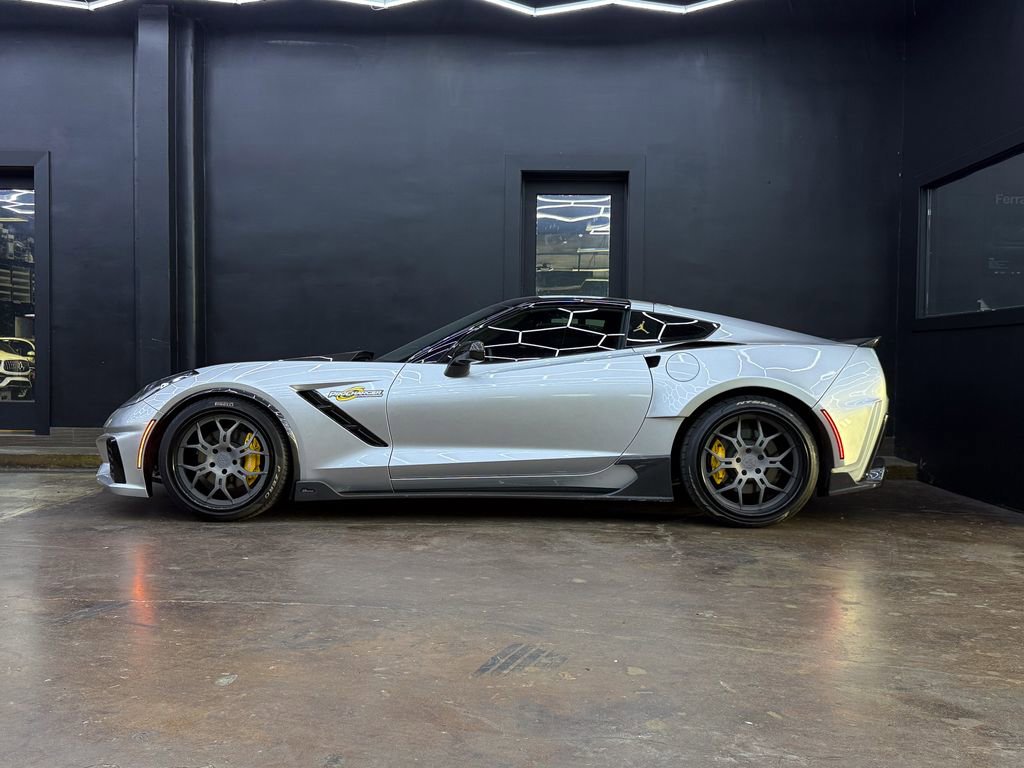 Used 2016 Chevrolet Corvette Stingray Coupe w/ 3LT Preferred Equipment Group RWD image 5