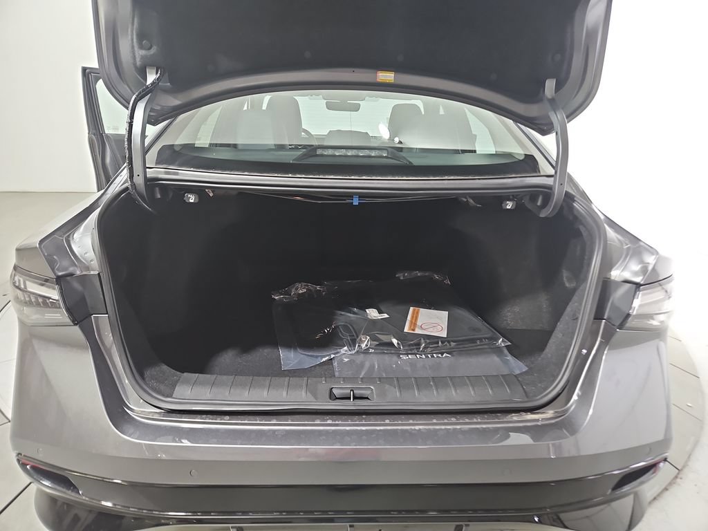 New 2026 Nissan Sentra SR w/ SR Premium Package FWD image 22