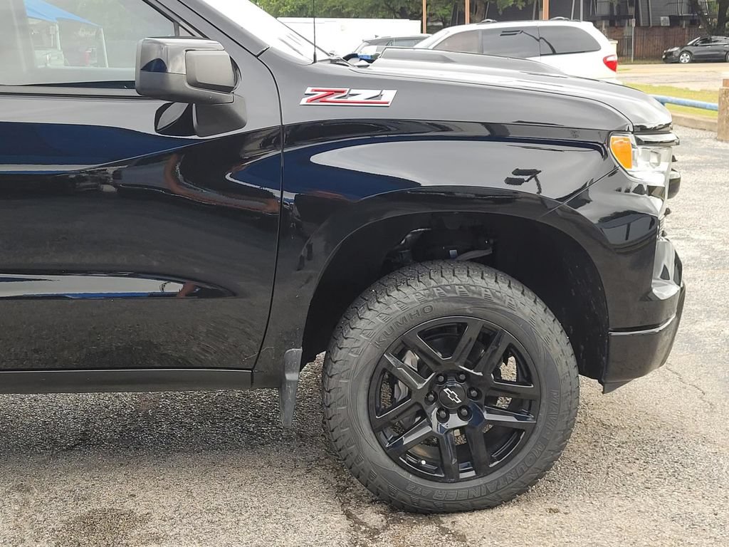 Used 2024 Chevrolet Silverado 1500 LT Trail Boss w/ Protection Package AWD/4WD image 7