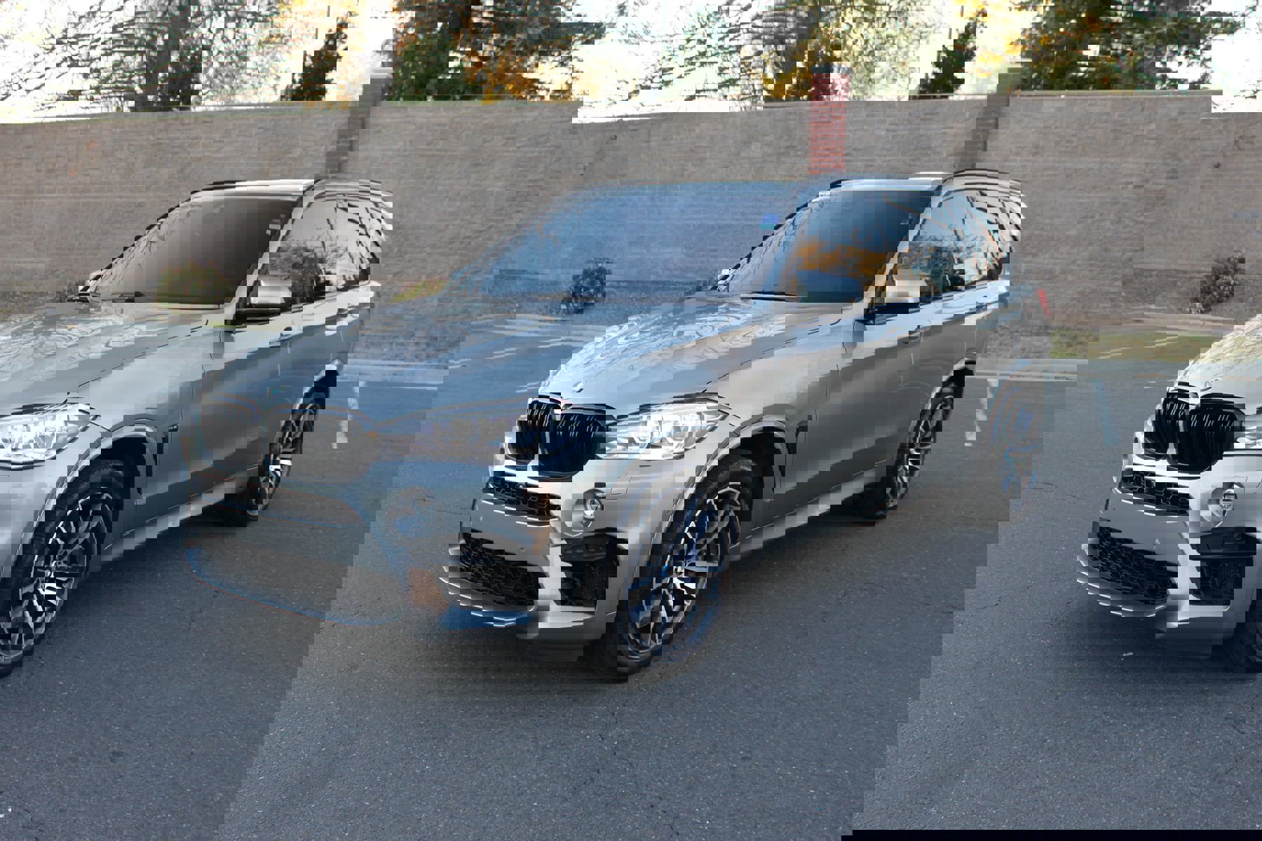 Used 2017 BMW X5 M image 3