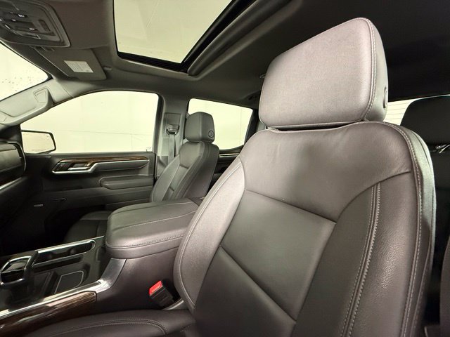 Used 2025 GMC Sierra 1500 Elevation w/ Elevation Premium Package AWD/4WD image 16