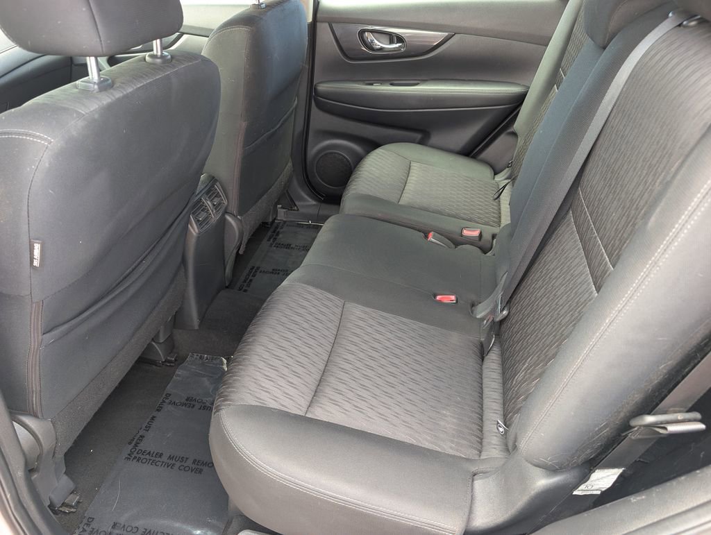 Used 2018 Nissan Rogue S image 26