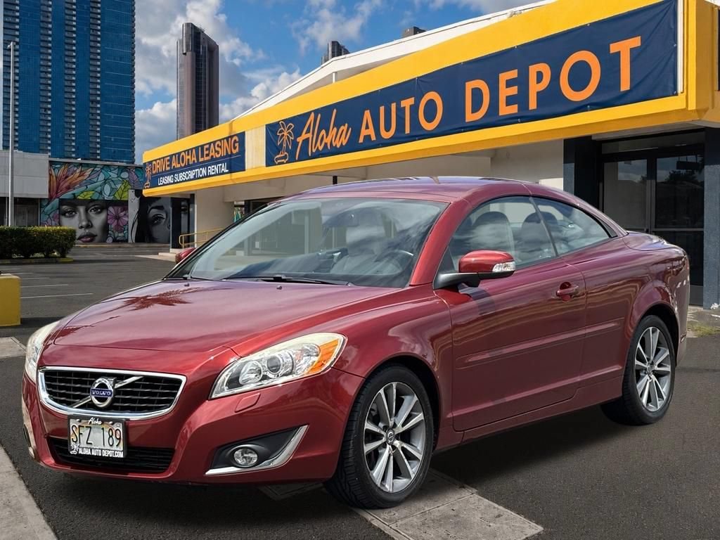 Used 2013 Volvo C70 T5 FWD image 1