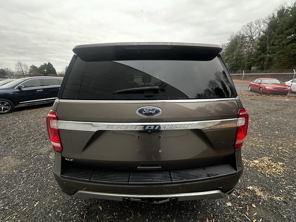 Used 2019 Ford Expedition XLT w/ Equipment Group 202A image 5