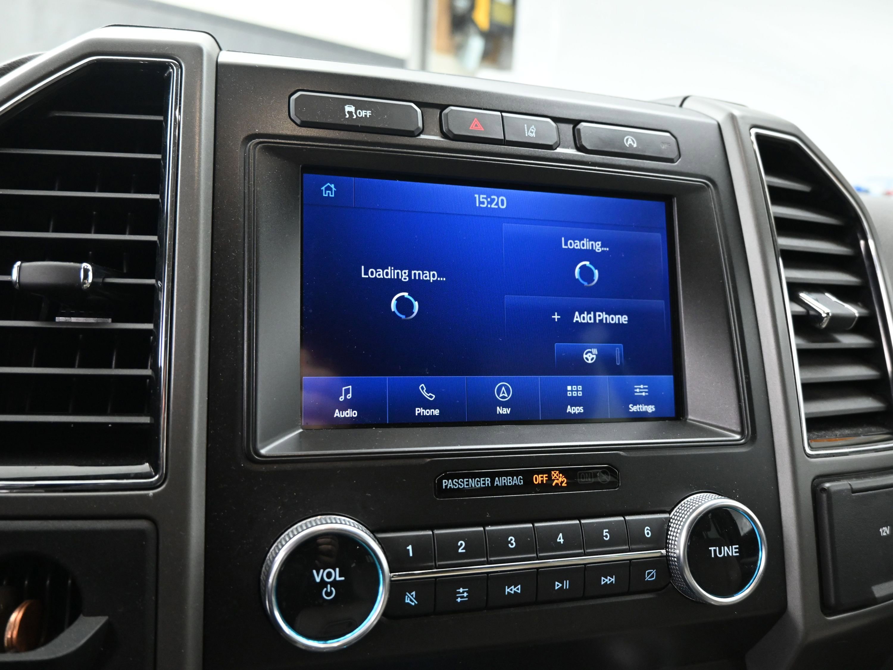 Used 2020 Ford Expedition XLT w/ Equipment Group 202A image 12