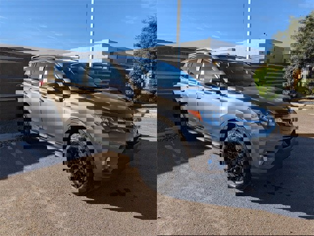 Used 2013 Toyota RAV4 XLE image 3