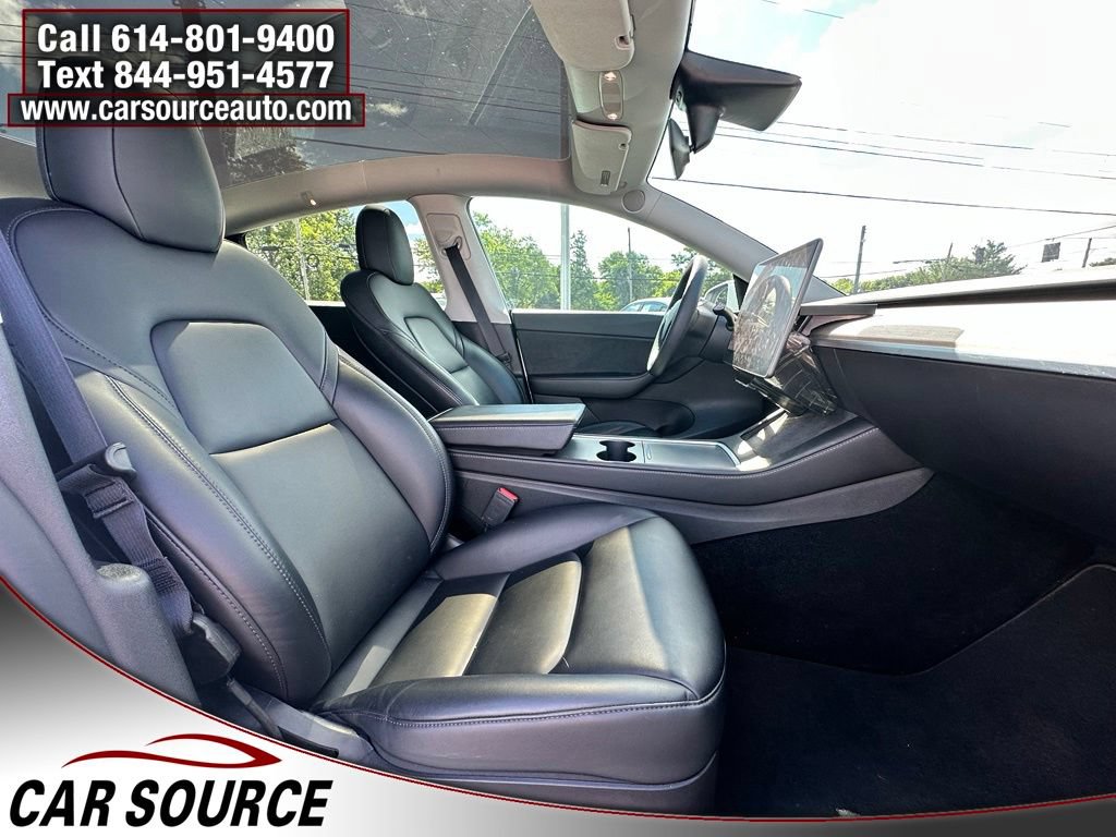 Used 2021 Tesla Model Y Long Range AWD/4WD image 25