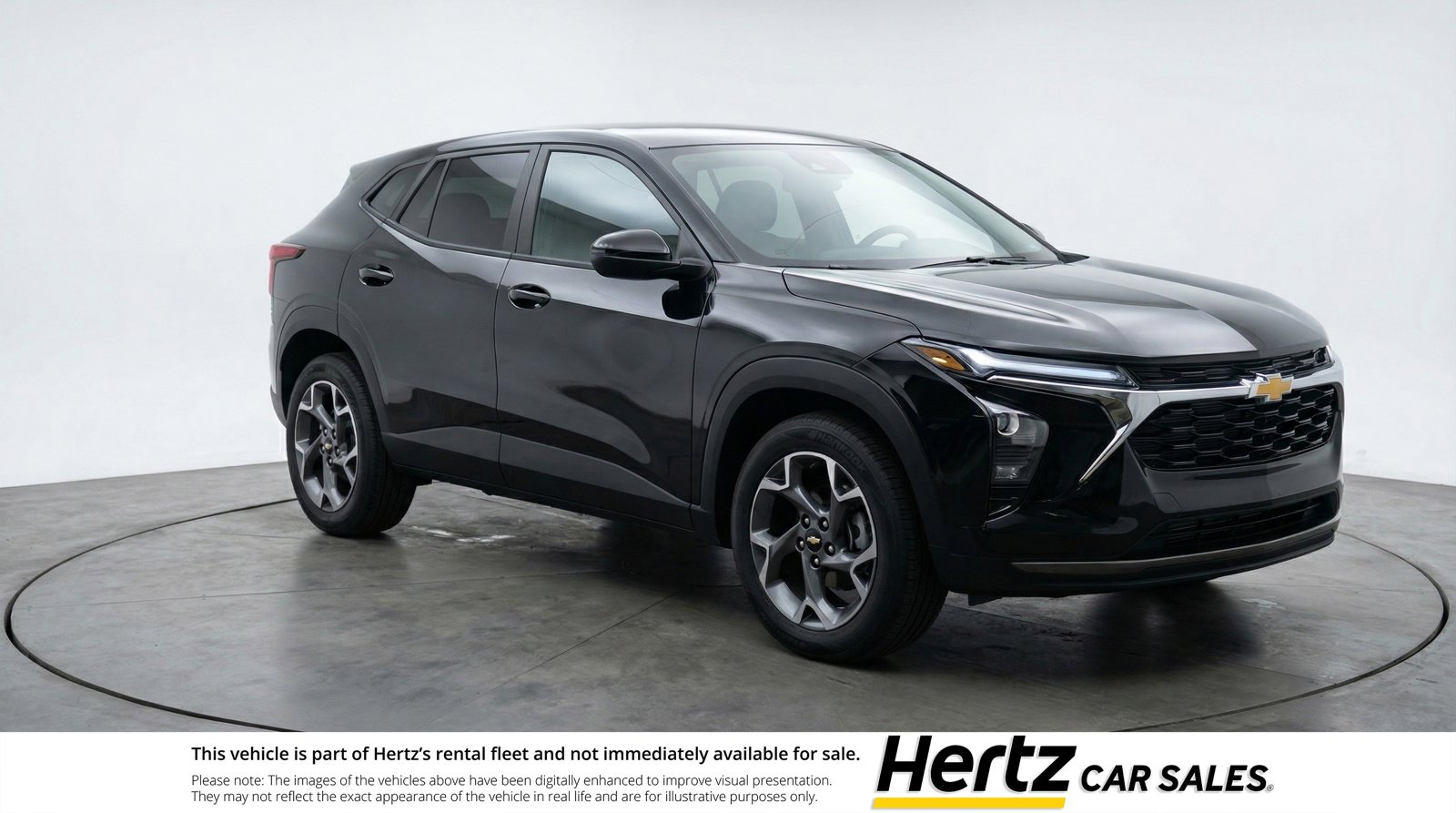 Used 2025 Chevrolet Trax LT image 1