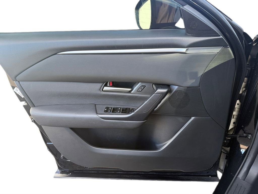 Used 2023 MAZDA CX-50 2.5 S w/ Cargo Package image 18