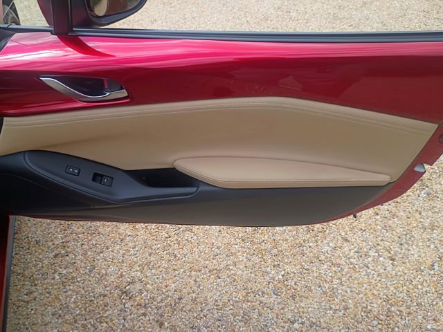 Used 2020 MAZDA MX-5 Miata RF Grand Touring RWD image 44