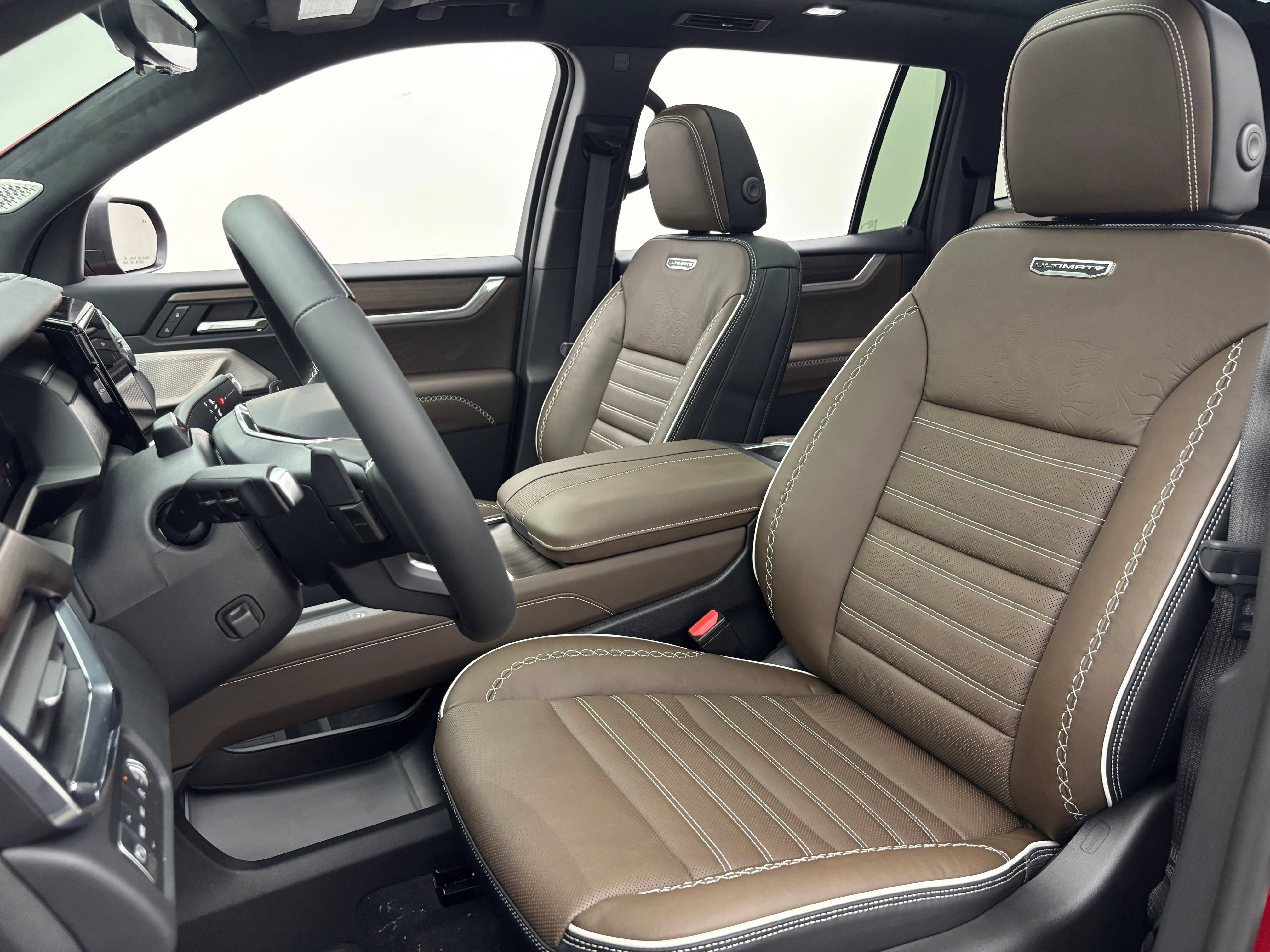 New 2026 GMC Acadia Denali Ultimate w/ LPO, Floor Liner Package AWD/4WD image 22