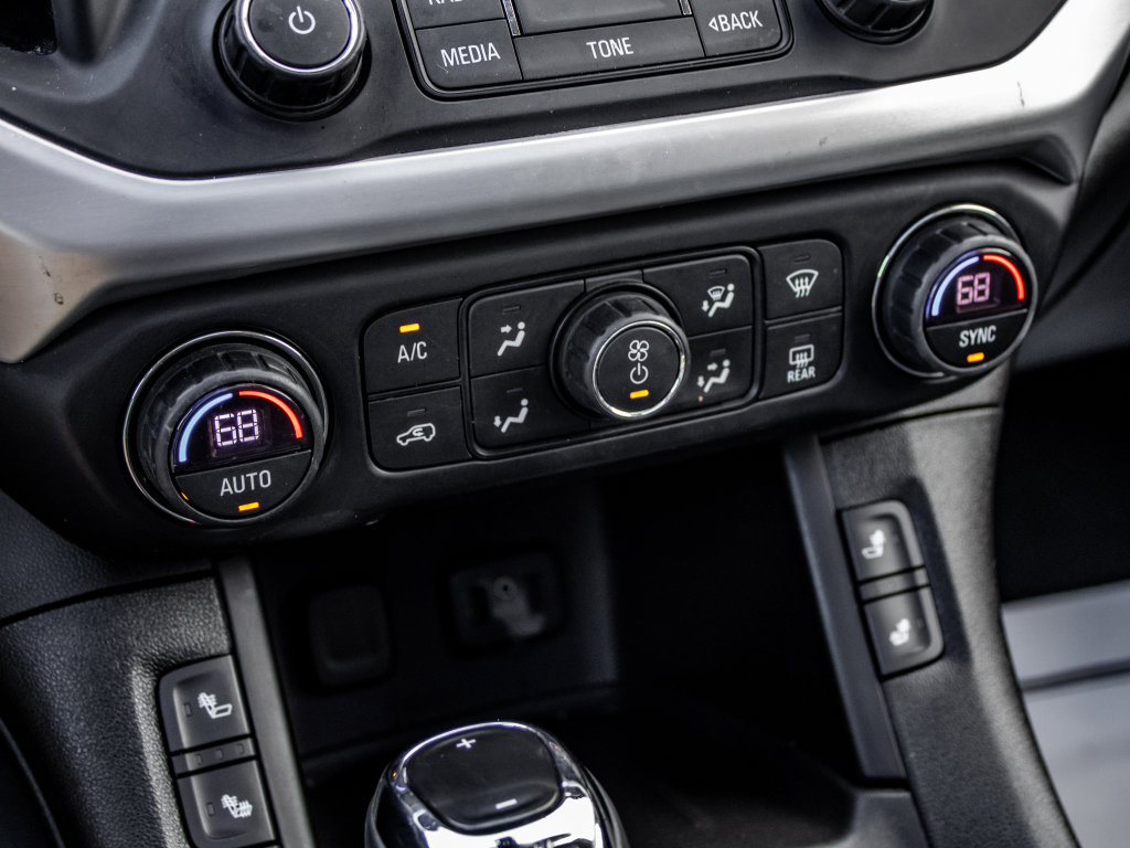 Used 2018 GMC Acadia SLT image 36