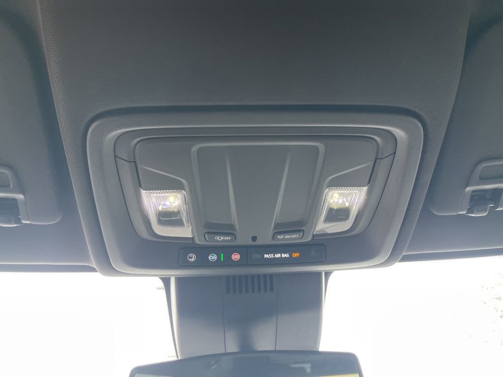 Certified 2025 Chevrolet Silverado 2500 LT w/ Convenience Package image 33