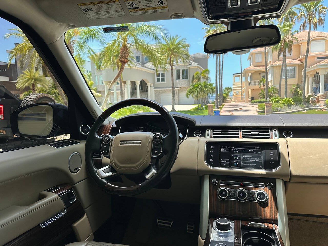 Used 2015 Land Rover Range Rover Supercharged AWD/4WD image 8