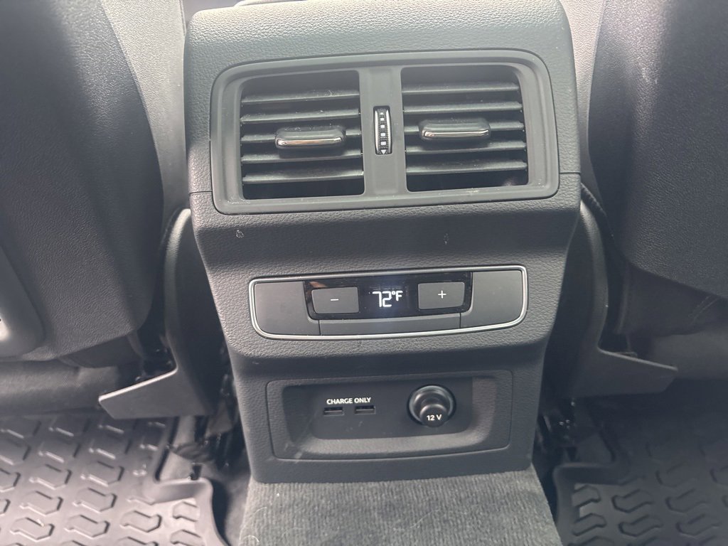 Used 2024 Audi Q5 2.0T Premium image 25