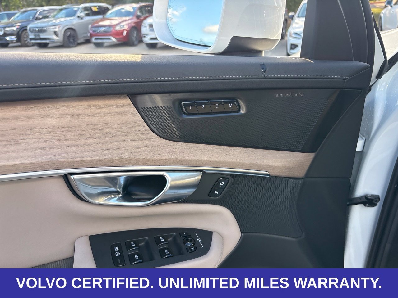 Certified 2026 Volvo XC90 B6 Plus AWD/4WD image 18