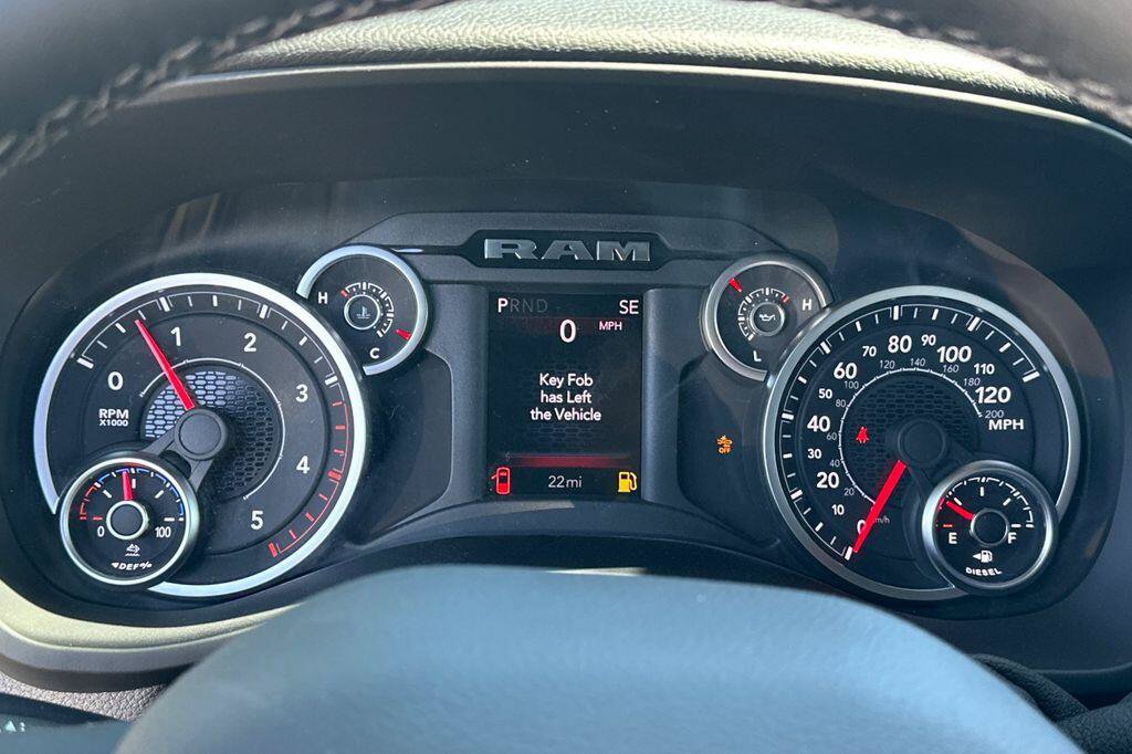 New 2026 RAM 2500 Big Horn AWD/4WD image 24