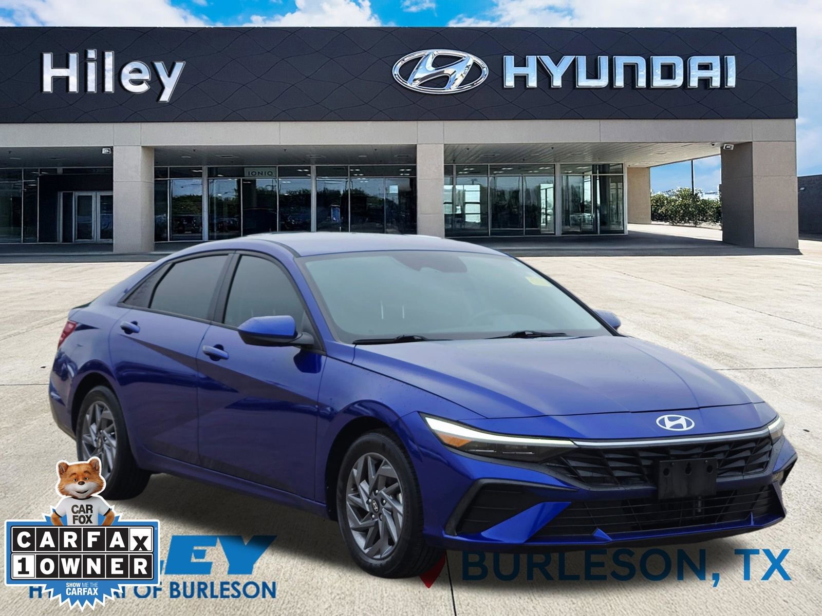 Certified 2024 Hyundai Elantra Blue FWD image 2