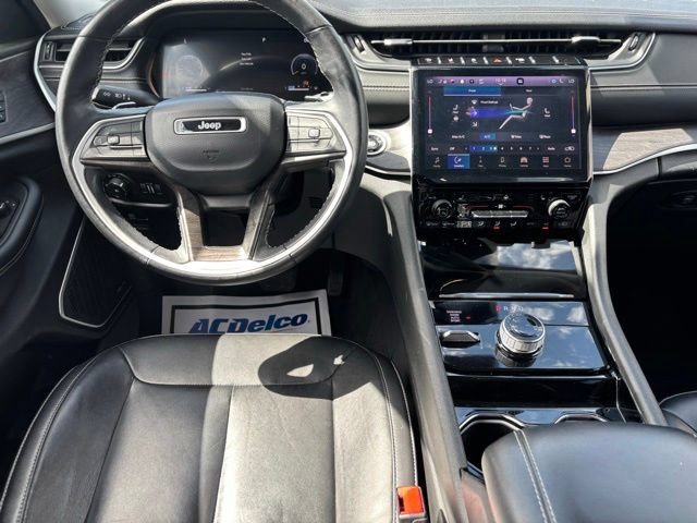 Certified 2022 Jeep Grand Cherokee L Limited w/ Black Appearance Package AWD/4WD image 21