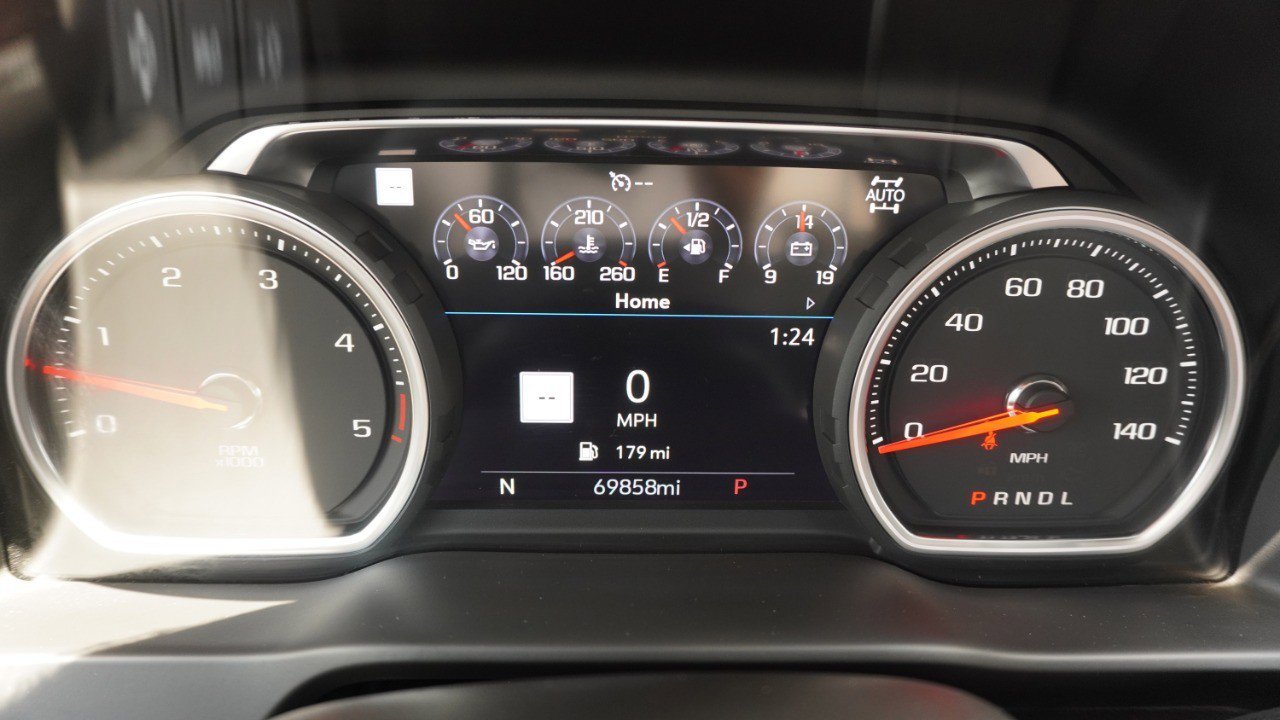 Used 2021 Chevrolet Silverado 2500 High Country w/ Z71 Off-Road Package image 16