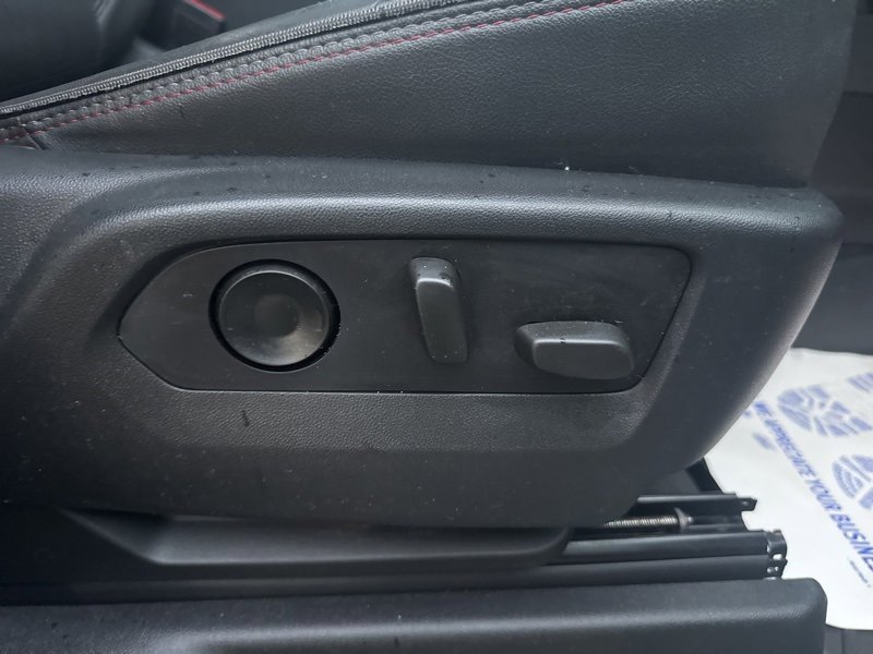 Used 2021 Chevrolet Suburban RST w/ Luxury Package image 60